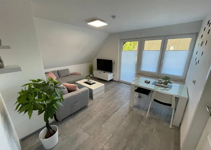 Moderne Nah Am Cappenberger-see, 1-4 Gaeste Appartement Lünen