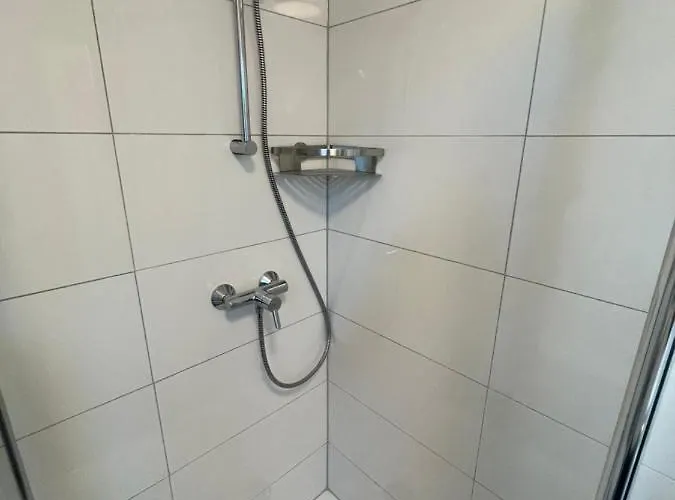 Moderne Nah Am Cappenberger-see, 1-4 Gaeste Appartement Lünen